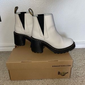 Dr. Martens Spence platform boots 8 heel